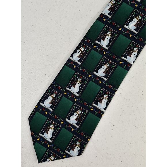 Hallmark Yule Tie Greetings Neck Tie Snowman Christmas Lights Green Multi - Picture 2 of 6